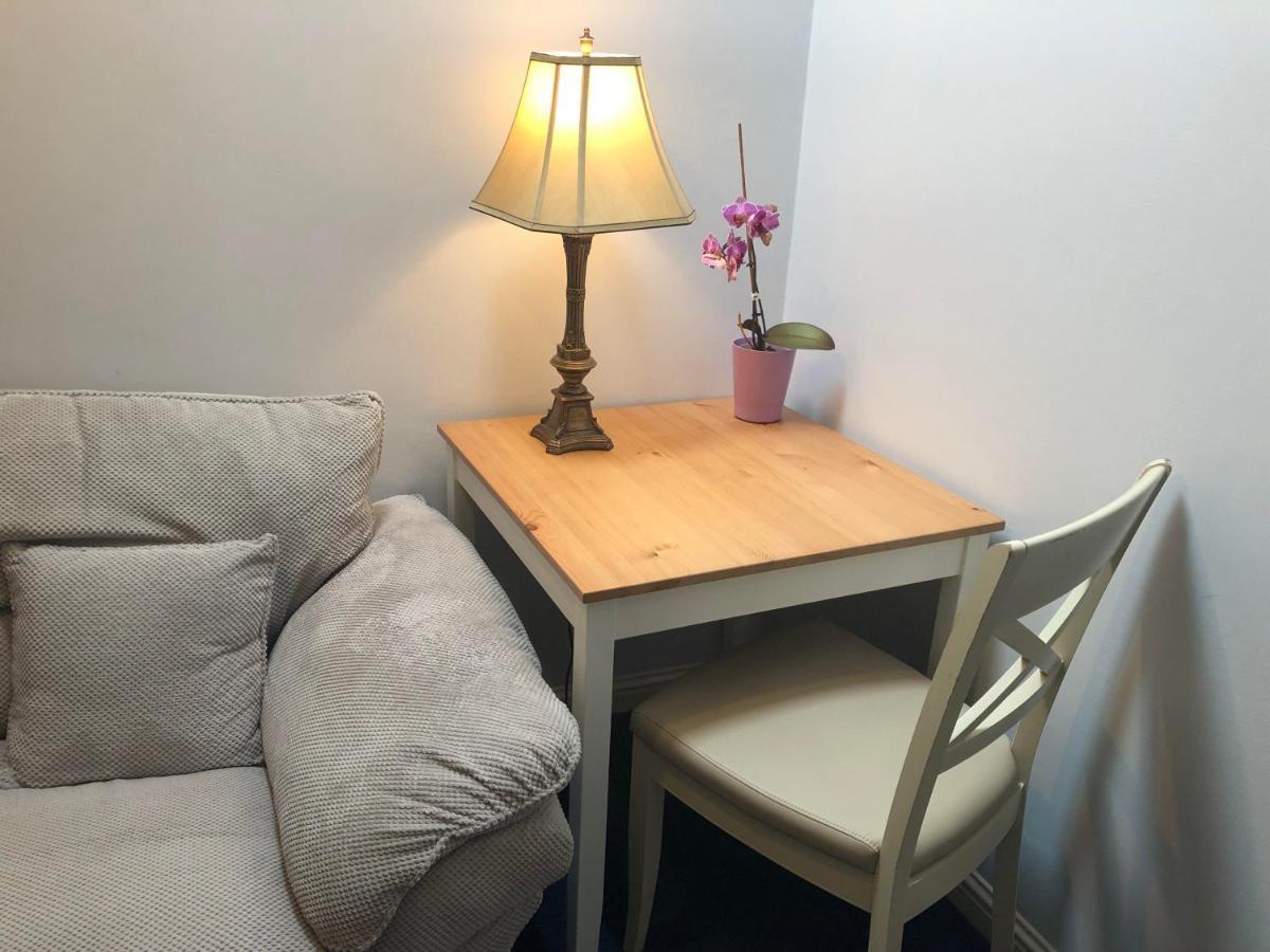 Railway Avenue Rooms Clifden Ngoại thất bức ảnh